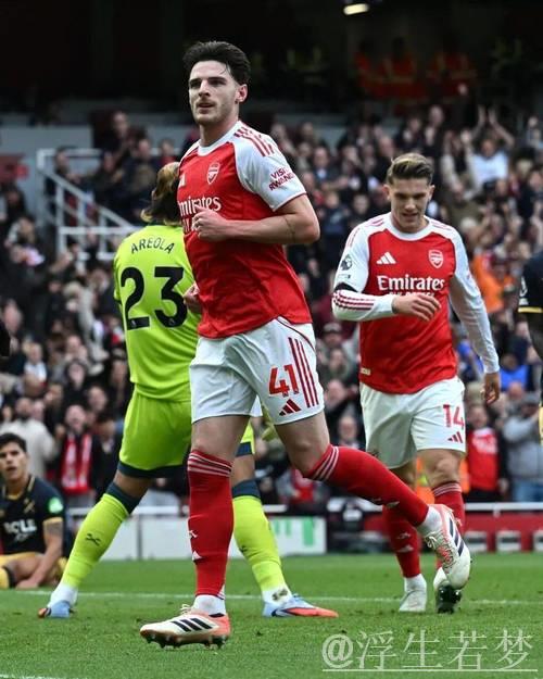 英超第14轮:阿森纳2-0布伦特福德 梅里诺传射建功萨卡破门赖斯伤退 英超第14轮:阿森纳2-0布伦特福德 梅里诺传射建功萨卡破门赖斯伤退